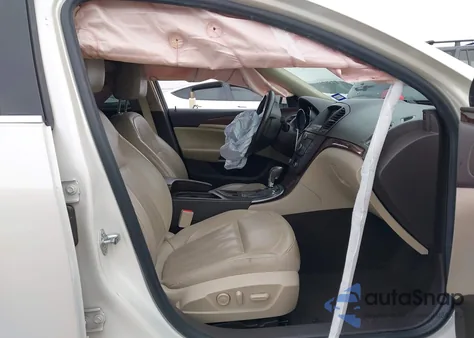 2013 Buick Regal Turbo - Premium 1 z USA, uszkodzony, nr VIN 2G4GS5EV6D9140751